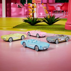 BARBIE Hot Wheels Collection Set of 4 Barbie The Movie, 1956 Corvette 4 Pack Diorama with Collector Box