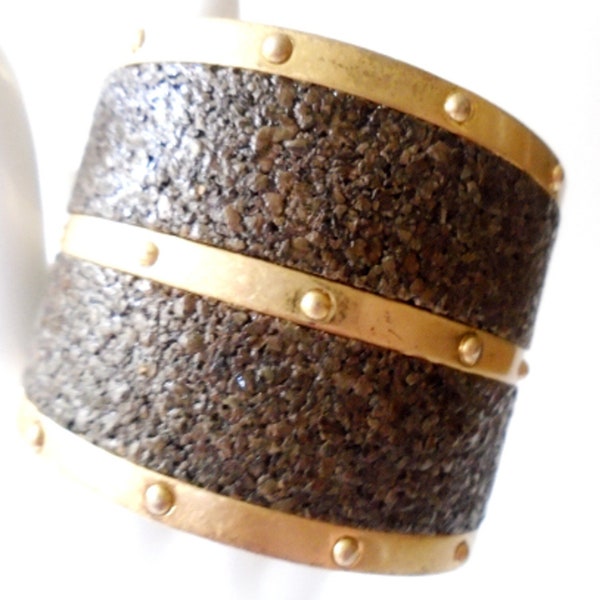 MARC JACOBS Wide Brass Bangle Bracelet, Wide Brass Studded Cork Cuff, Vintage Gold Studded Cork Bangle Bracelet