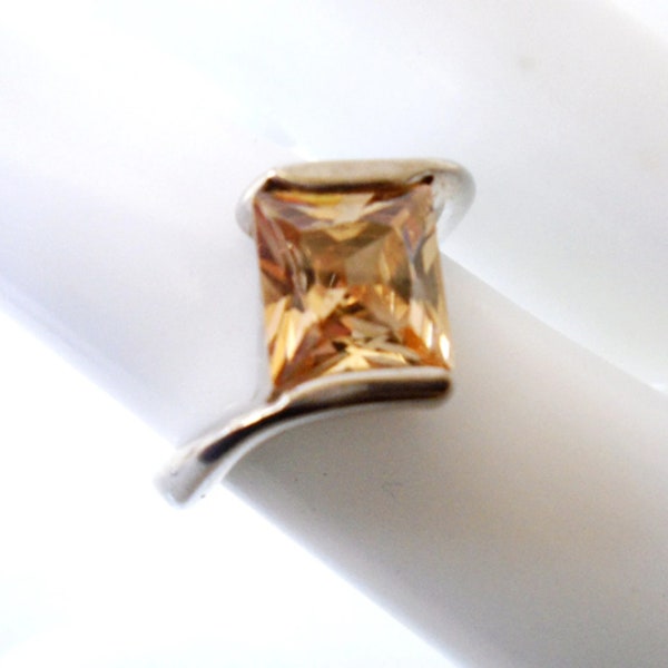 Vintage Square Cut Crystal Silver Ring, Peach Sapphire 925 Silver Ring, Vintage Peach Silver Ring Size 7.5