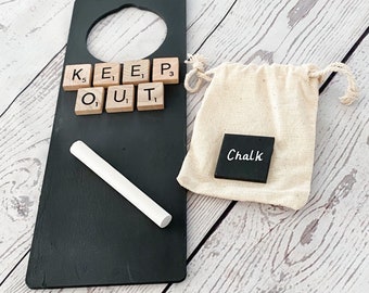 Keep out / come in door hanger sign - kids room sign, bedroom sign, home office sign - chalkboard with chalk in bag