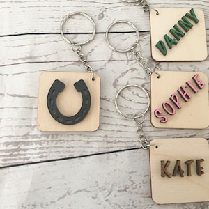 Lucky horseshoe keyring with personalisation - 4cm tile - alphabet keyring perfect for small gift or party/wedding favour