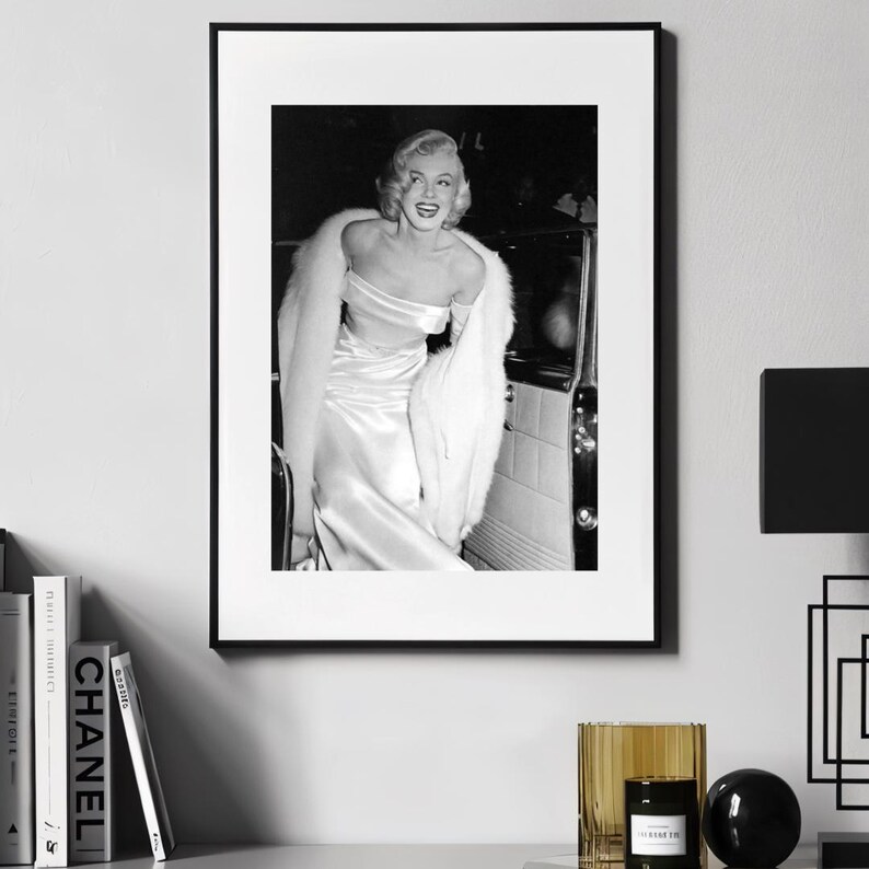 Marilyn Monroe Matte Poster: Vintage Hollywood Glamour Wall Art - Etsy