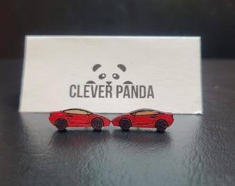 Pendiente de madera con forma de coche de carreras deportivo