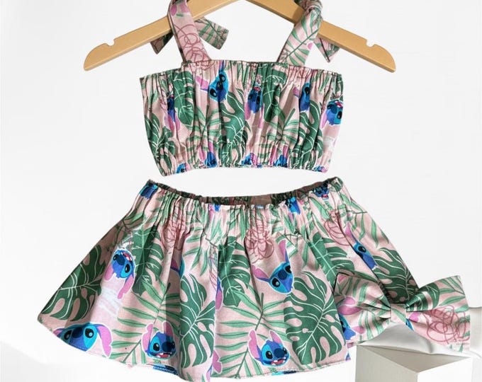 Featured listing image: Luau Baby Outfit: Hawaiian Hula Skirt Set with Flower Bow