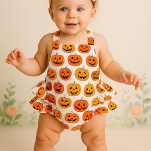 Pumpkin Ruffle Baby Romper – Halloween Baby Girl Outfit – Jack-o’-Lantern Fall Costume – Baby Pumpkin Photoshoot – Toddler Halloween Clothes