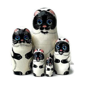 Cats Nesting dolls handmade wooden toy Developing skills toy Blue eyes siamese gifts Cat lovers gift Cat basket Unique toy image 1