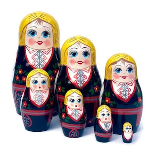 Handmade Sunflower Nesting Dolls: Montessori Wooden Toy (7 Piece)