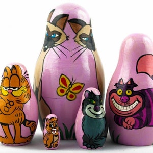 dinosaur nesting dolls