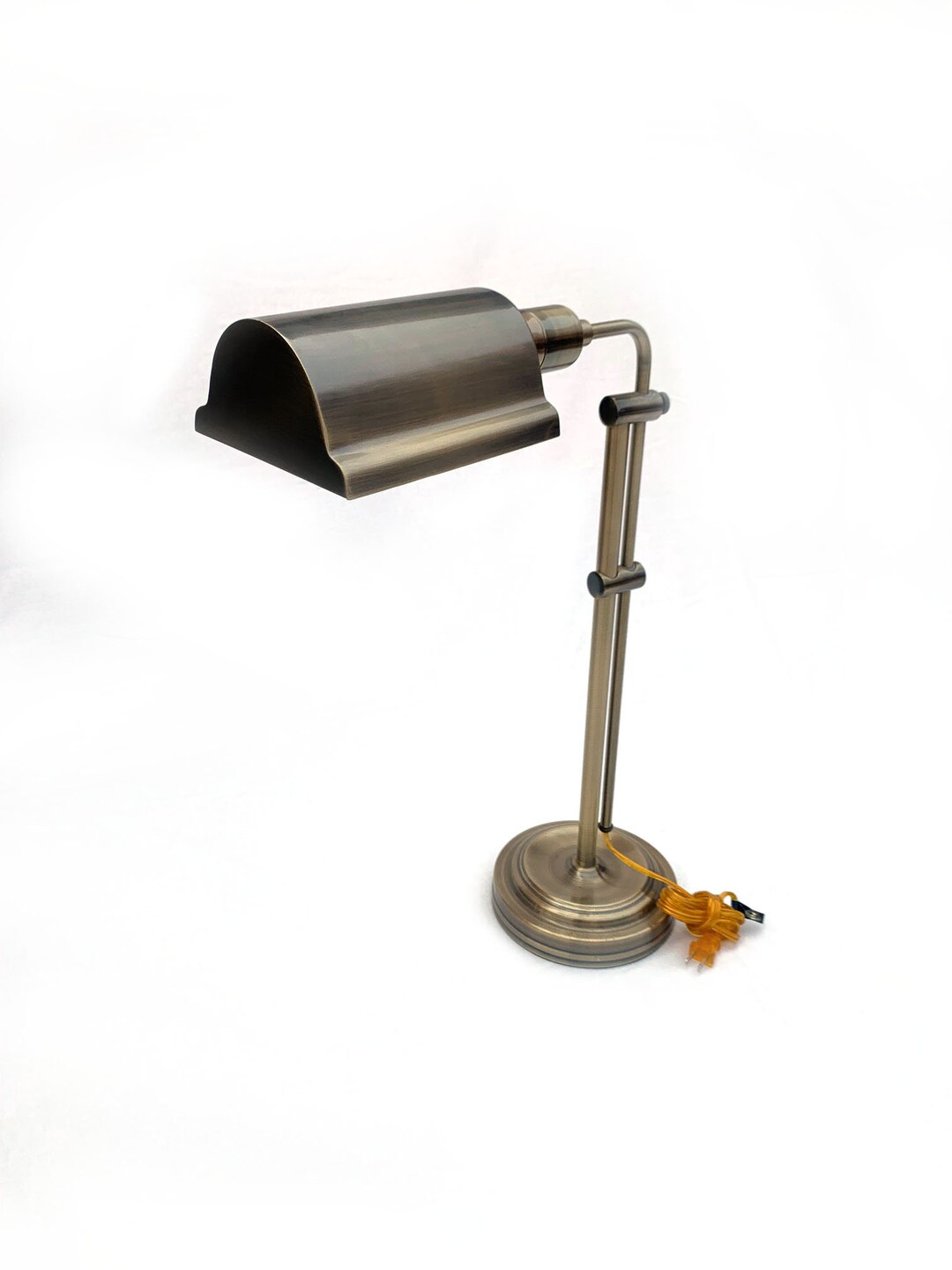 Hampton bay cheap lamp 173884