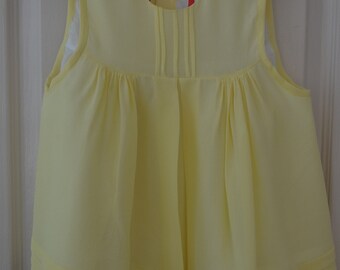 Baby dress in lemon georgette