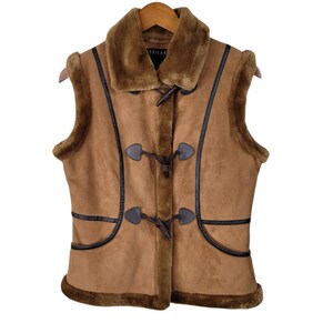 Bernardo Suede Leather Vest Small Faux Fur Trim Boho Aspen Festival Toggle Vtg