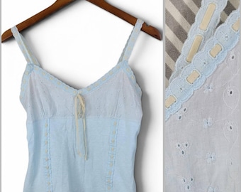 Vtg Y2K Babydoll Cami Top Medium Fairy Grunge Dainty Coquette Bow Lace Trim