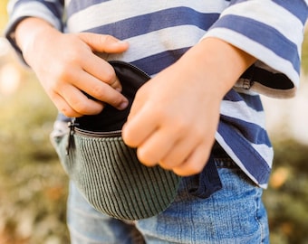 Green Cord Mini Fanny Pack, Vegan & Handmade in Berlin (Germany), Kids and Adults