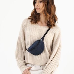 Bauchtasche Cord mini dunkelblau vegan, made in Berlin Germany, Hüfttasche Kinder & Erwachsene