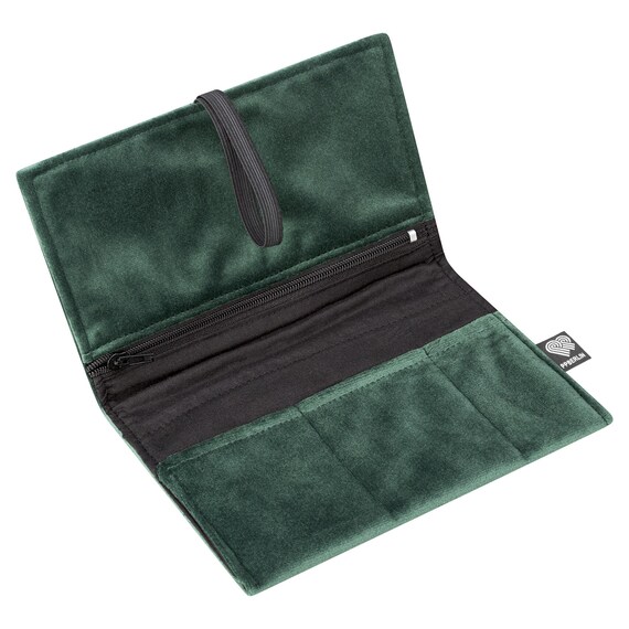 Velvet Tobacco Pouch Green (6 Pockets) – Rolling Tobacco Case, Vegan &  Fair, Handmade in Berlin (germany)