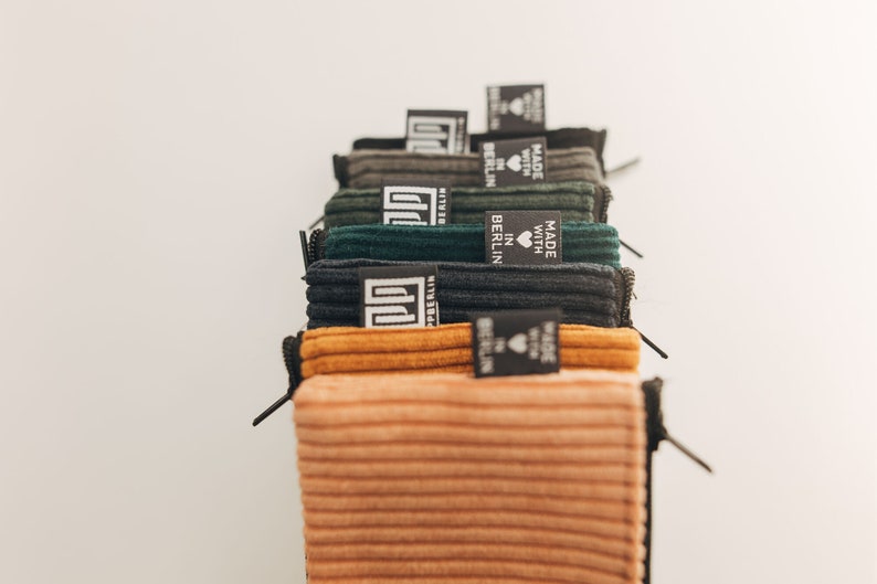 Case small corduroy green mini vegan hand-sewn in Berlin wallet for children women men unisex mini wallet wallets image 4