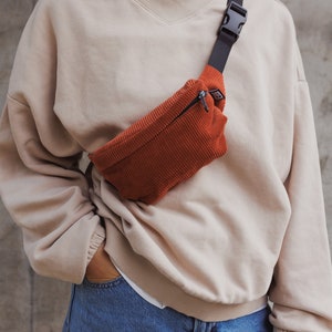 Small square corduroy bum bag, women's & men's corduroy hip bag, mini belt bag with one compartment, small square fannypack, small square hipbag