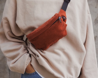 Small square bum bag corduroy, women's & men's hip bag corduroy, mini belt bag with one compartment, fanny pack square small, small hip bag square