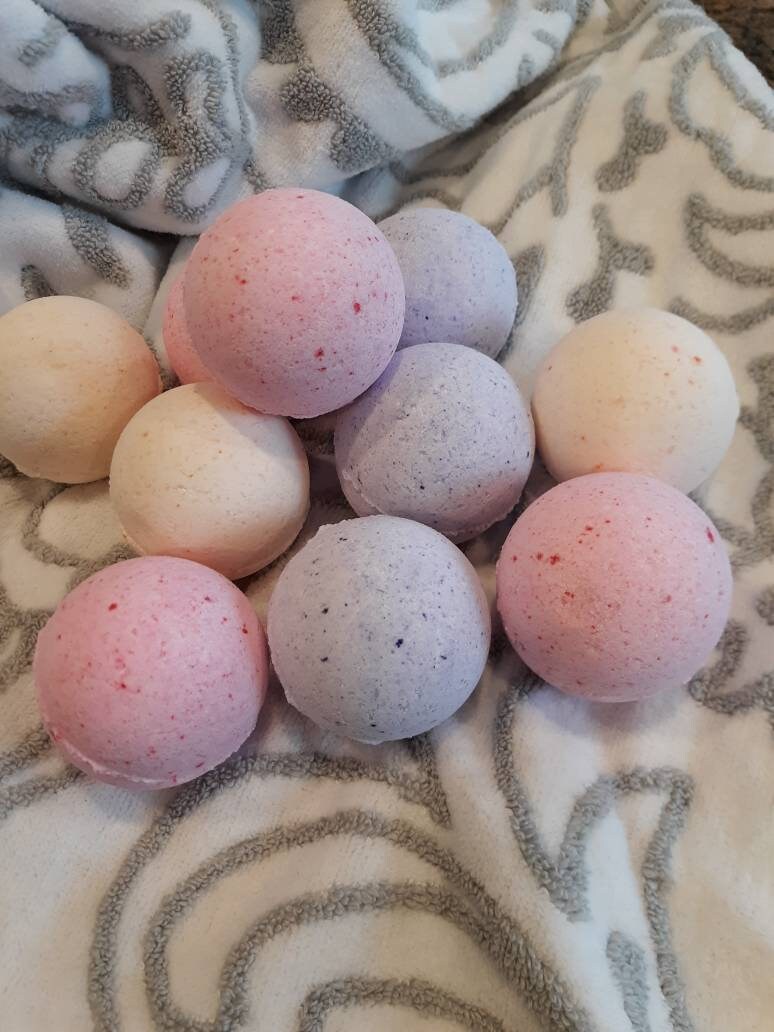 Money bath bombs 4 pack | Etsy
