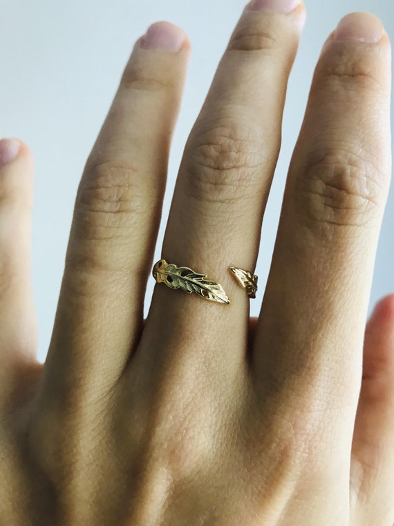 Gold adjustable feather ring best sale