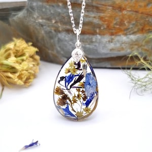 Wedding bouquet preservation, Bridal flower necklace, Wedding keepsake, Bespoke resin jewellery, Flower preservation, Wedding flower pendant