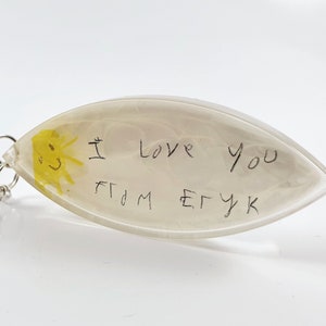 Actual handwriting keyring, Personalised gift, Kids drawing necklace, Child handwriting keepsake, Custom resin keyring, Gift for Mum Dad Nan