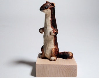 Hand-Carved Wooden Least Weasel Figurine, Miniature Wildlife Sculpture, Custom Animal Orders, Wildlife Species, Home Decor Gift
