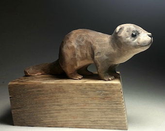 Otter wooden figurine, animal lovers gift, animal collectible, otter statue, animal sculpture, otter art, animal art, little otter