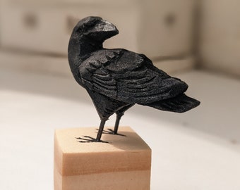 Raven figurine, crow gift, handmade crows, wooden raven, crow art, gift for Halloween, bird sculpture, crow sculpture, wooden crow