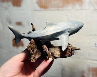 木製サメの置物 約60cm 楽天市場】木彫り サメ 鮫 シャーク 置物 木 ウッド オブジェ