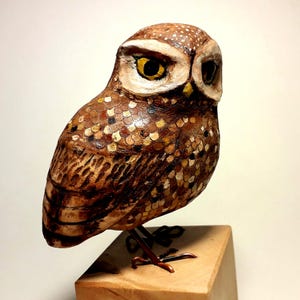 Hand-Carved Wooden Owl Sculpture, Unique Gift for Owl & Bird Lovers, Collectible Owl Art, Home Décor Accent, Handmade birthday Gifts