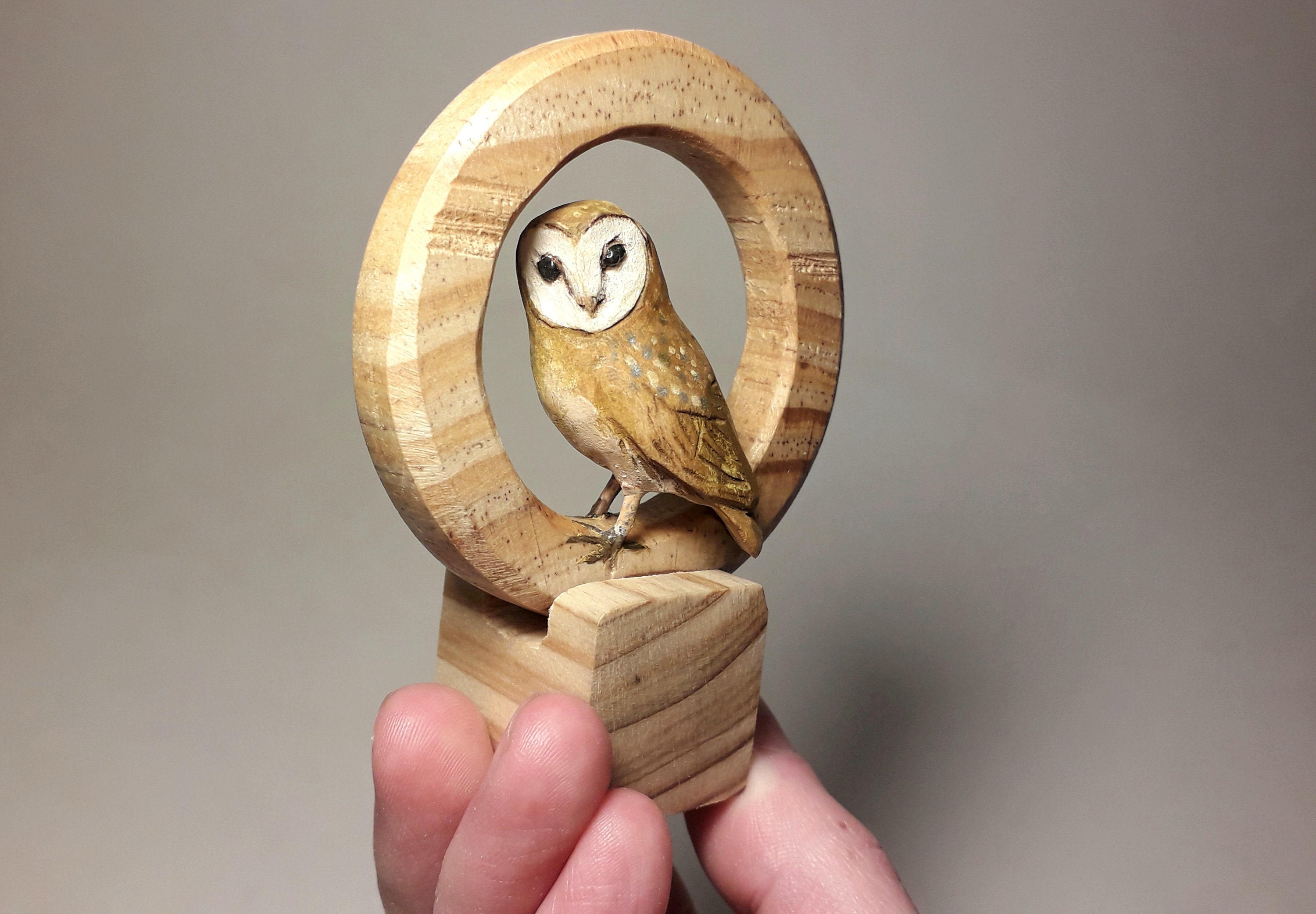 Barn Owl wood sculpture wall art by Jason Tennant - The Owl Pages