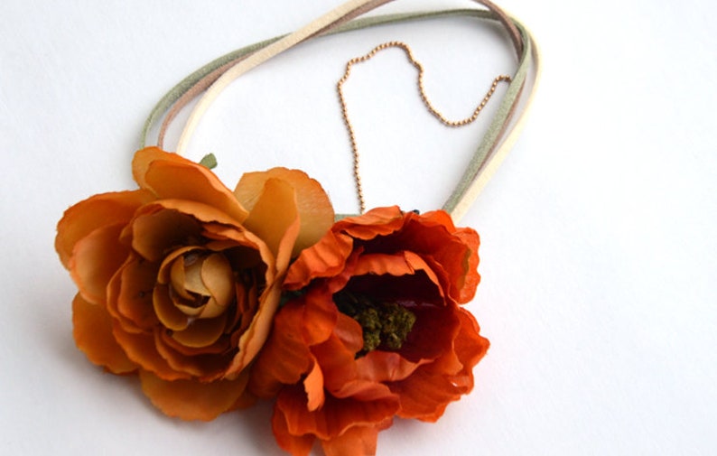 boho hairstyle flower headband warm tones