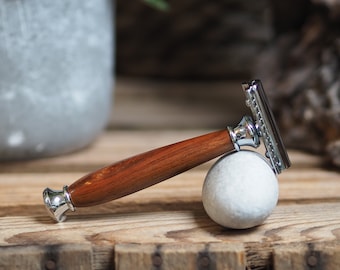 Safety Razor with an attractive wooden handle made from a piece of Xylia wood. Birthday-Anniversary-Fathers Day-retirement. Wooden razor.