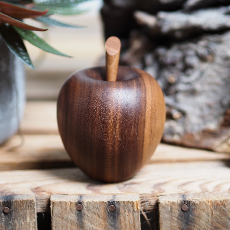 Wooden Apple keepsake. Cremation urn. Keep a token of a loved ones ashes in an attractive, discrete and secure wooden apple. Miniature urn. image 7