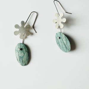 Super special like a Mobile art Modernist Vintage silver earrings with stone