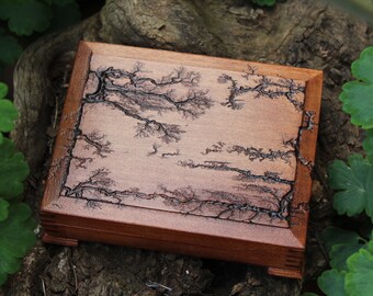Lichtenberg Figure Playing Card Box: Wooden Poker Card Holder