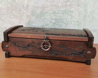Lichtenberg Burning Wood Box: Rustic Jewelry Keepsake, Personalized Memory Chest