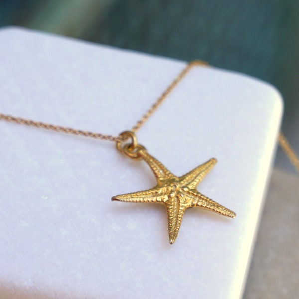 Solid Gold Summer Pendant Real Starfish necklace with chain. Gold 9K,14K or 18K, Delicate Necklace for Women, Perfect Summer Gift for Her