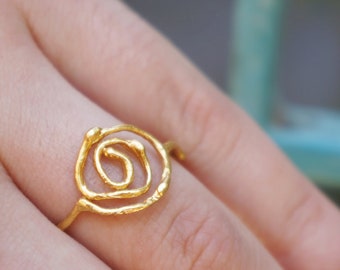 Spiral Solid Gold Jasmine plant Twig Ring for women and Men. Spiral Represents the journey and change of life as it unfolds