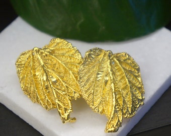 Real Leaf Mulberry Gold on sterling recycled silver.