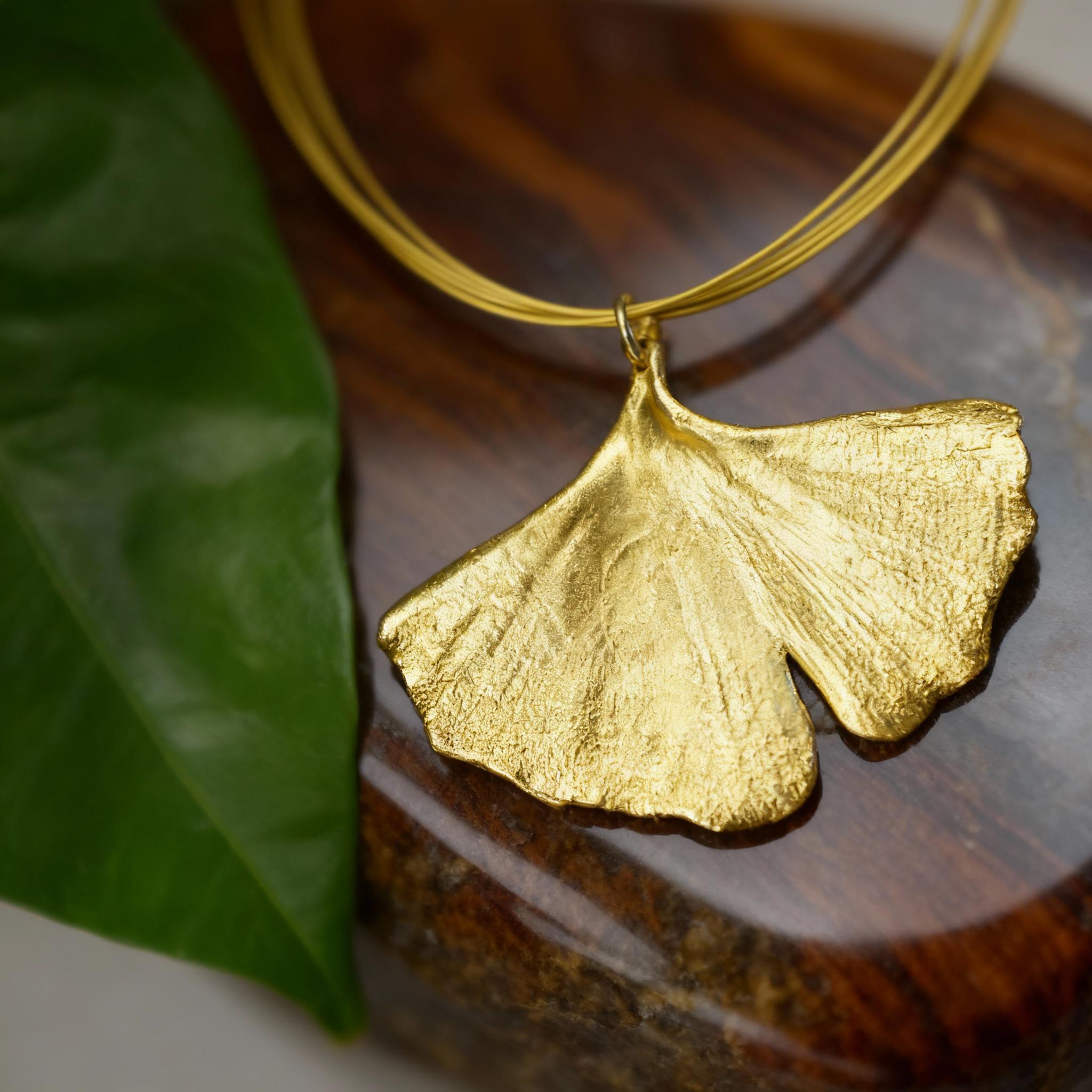 Pendentif Feuille De Ginkgo Argent Ou Or – Collier Bijou Délicat Pour Femme, Livré En Boîte Cadeau