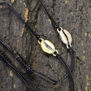 Silber Kaffeebohne Armband, handgemachter minimalistischer Schmuck, zierliches organisches Geschenk für Kaffeeliebhaber, Symbol der Energie, Sterlingsilber 925