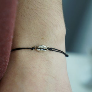 Zilveren armband met echte koffieboon op sterlingzilver 925. Koffiebonen zijn de vrucht van ontwaken en leven.