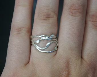 Minimalist Handmade Nature Jewelry. ring Jasmine plant Twig Ring in Sterling Silver.