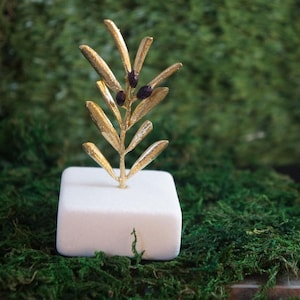 Decorative Olive Tree with Leaves Statue, Handmade Nature-Inspired Centerpiece with Symbolic Meaning, Silver or Oxidized Brass