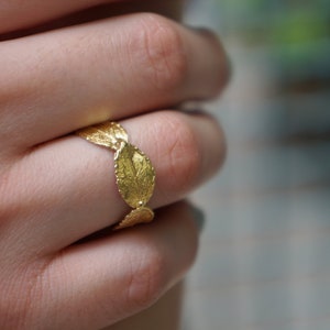 Minimalist Handmade Nature Jewelry. ring Gold plated Sterling silver Rose plant Leaf Ring