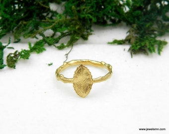 Real Gold rose leaf ring on twig. White Gold or Yellow Minimalist dainty 18k/14k/9k Solid gold Ring branch by Mother Nature Jewellery