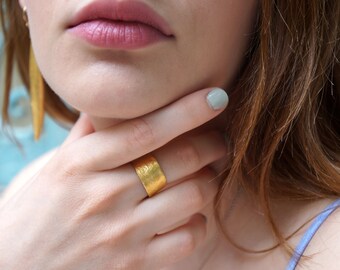 Minimal classic ring from Real Olive Leaf Ring, 14k Gold on sterling silver.Unisex ring by Mother Nature Jewelry. Symbol of ...