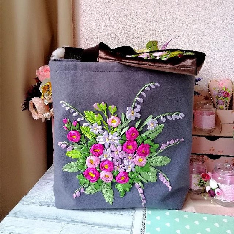 Ribbon embroidery set shopper bag handbag make up bag pouch boho hippie floral grayvfabric bag with lining ribbon embroidery red roses with